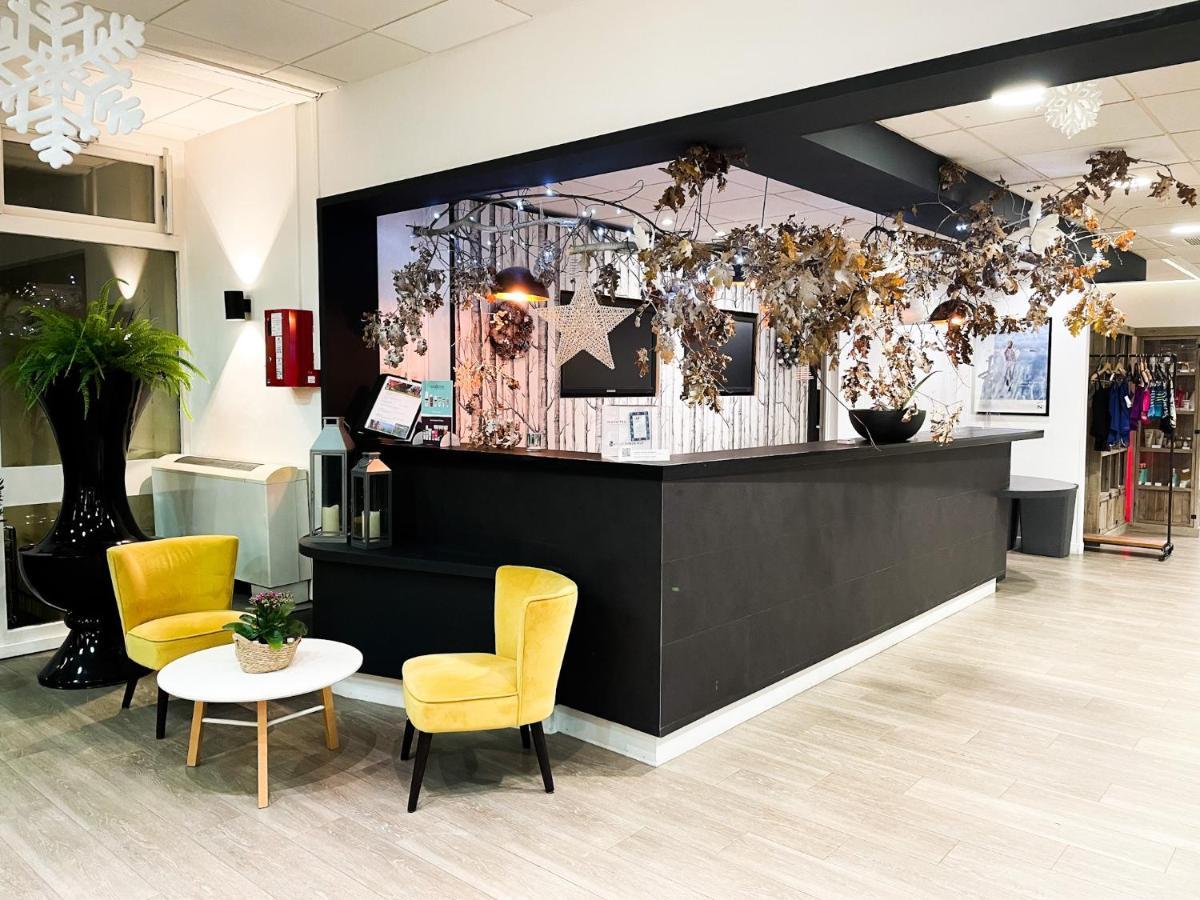 Novotel Fontainebleau Ury Zewnętrze zdjęcie
