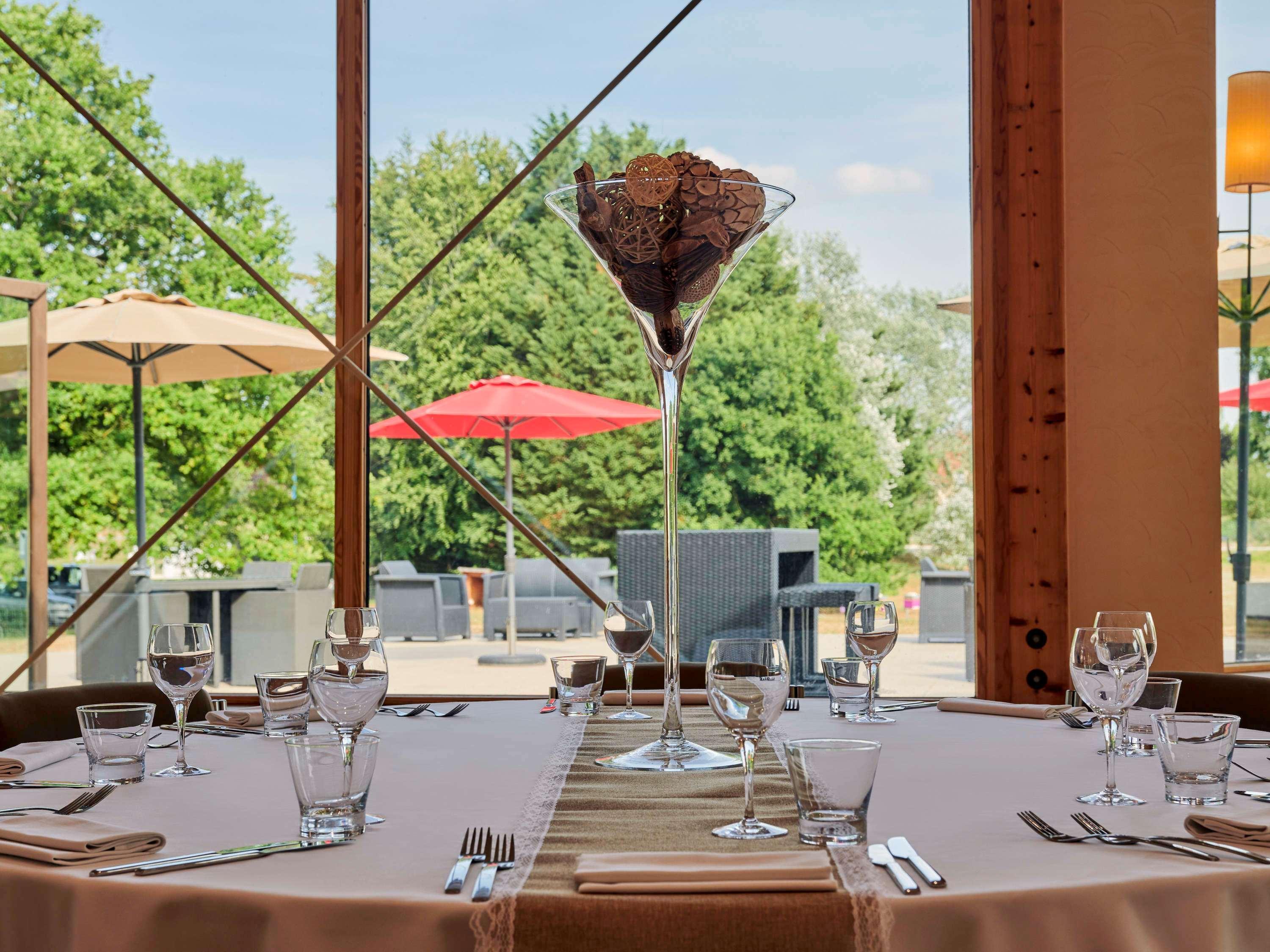 Novotel Fontainebleau Ury Zewnętrze zdjęcie
