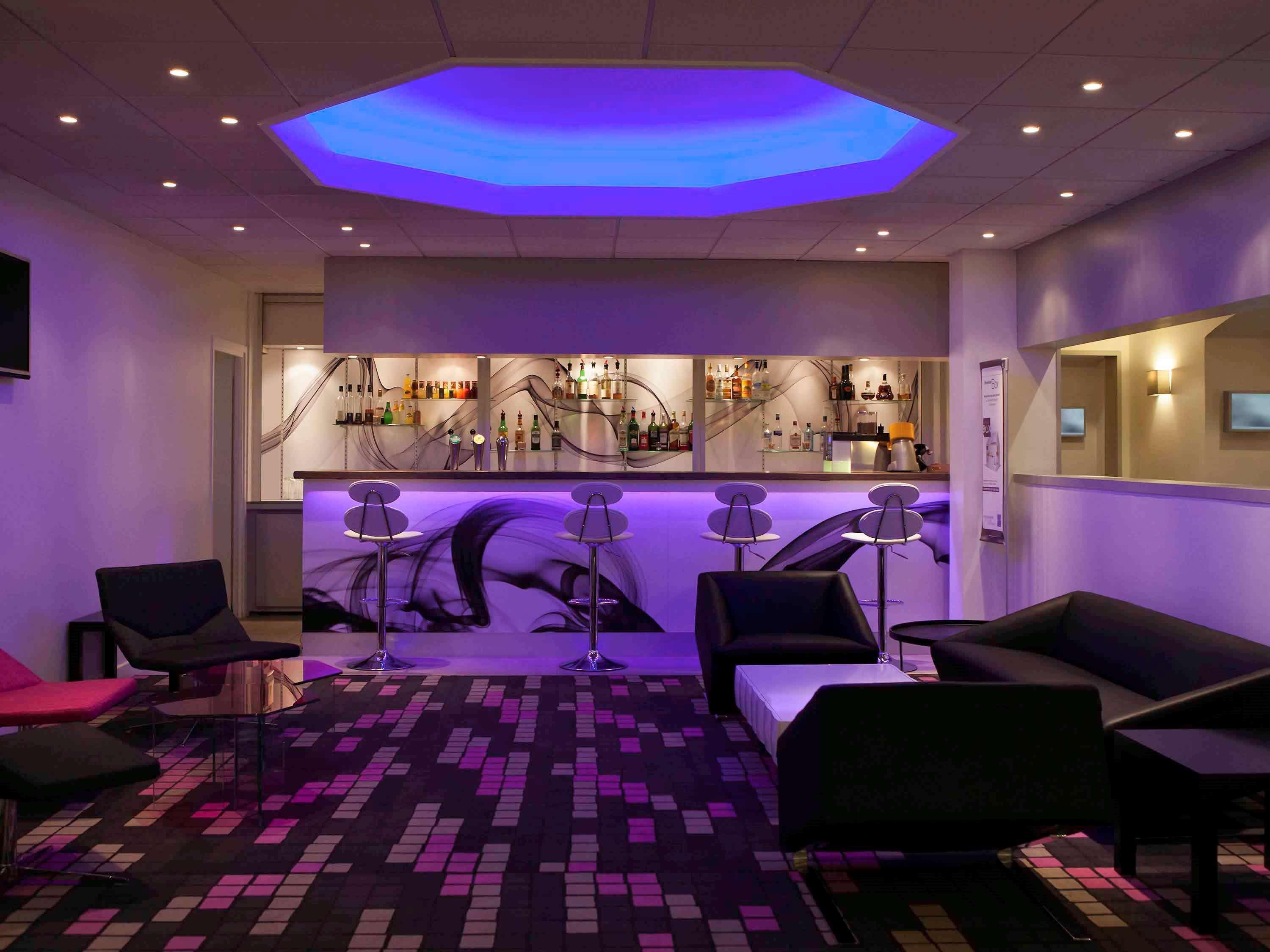 Novotel Fontainebleau Ury Zewnętrze zdjęcie